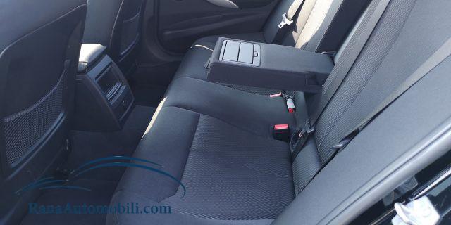 BMW 318 i Touring Benzina Km81500