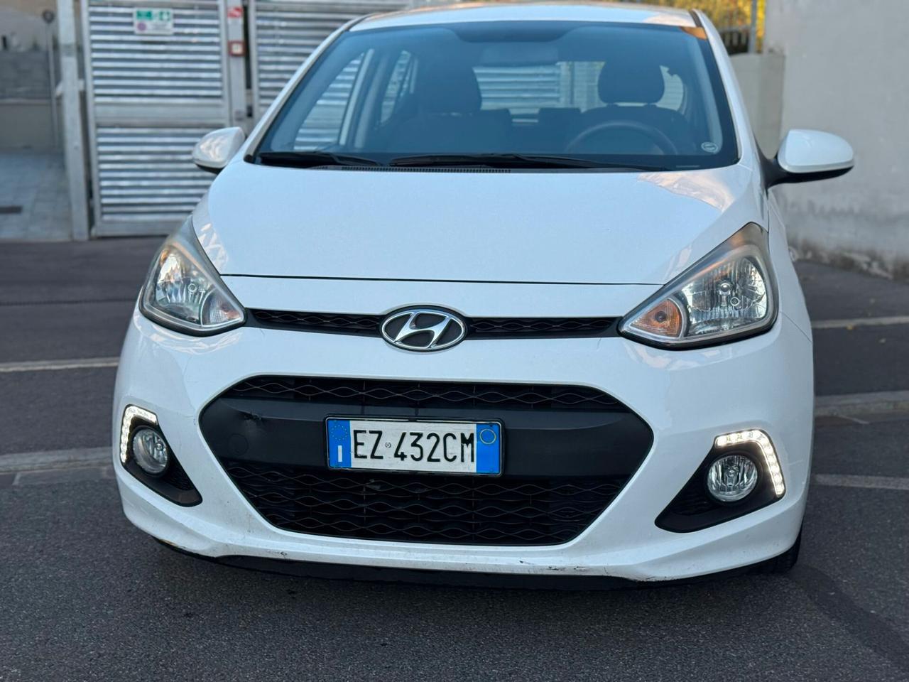 Hyundai i10 1.0 MPI Sound Edition A/T