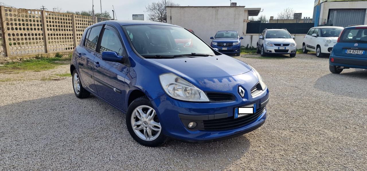 Renault Clio 1.2 Benz 5 porte Le Iene 2009