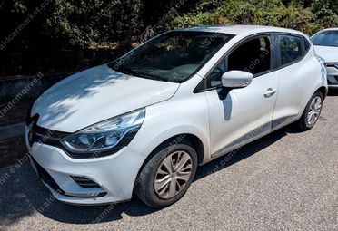 Renault Clio TCe 12V 90 CV GPL 5 porte Business GPL DELLA CASA Apple/Android UNIPRO