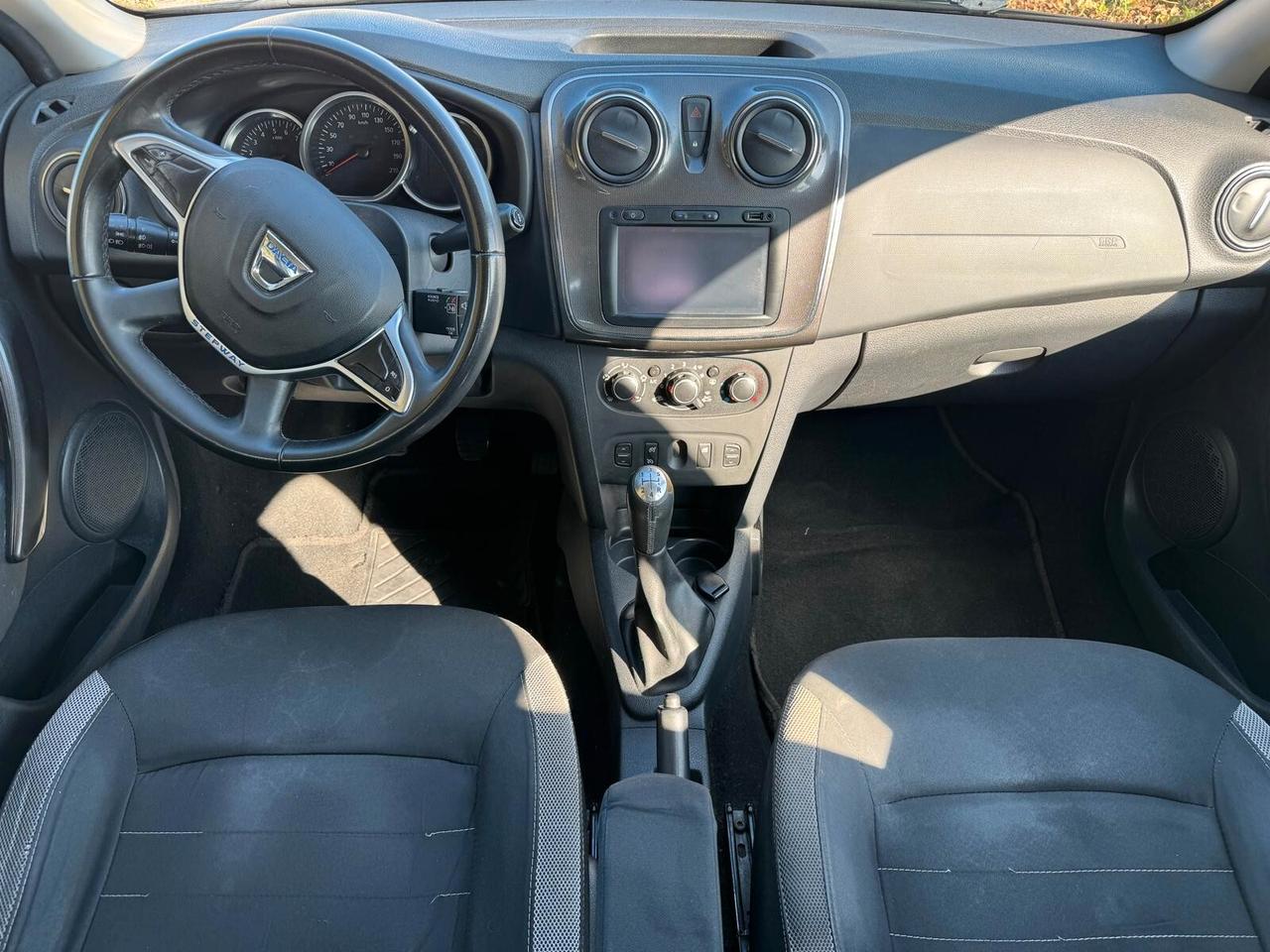 Dacia Sandero Stepway adatta neopatentati