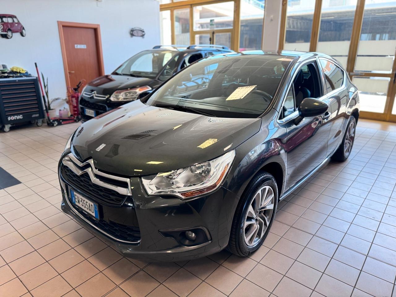 Ds DS4 DS 4 1.6 e-HDi 115 airdream Just Matt