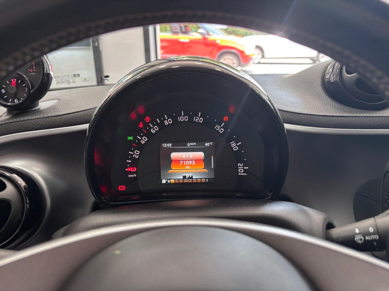 SMART FORFOUR 0.9 TWINAMIC TURBO BRABUS XCLUSIVE
