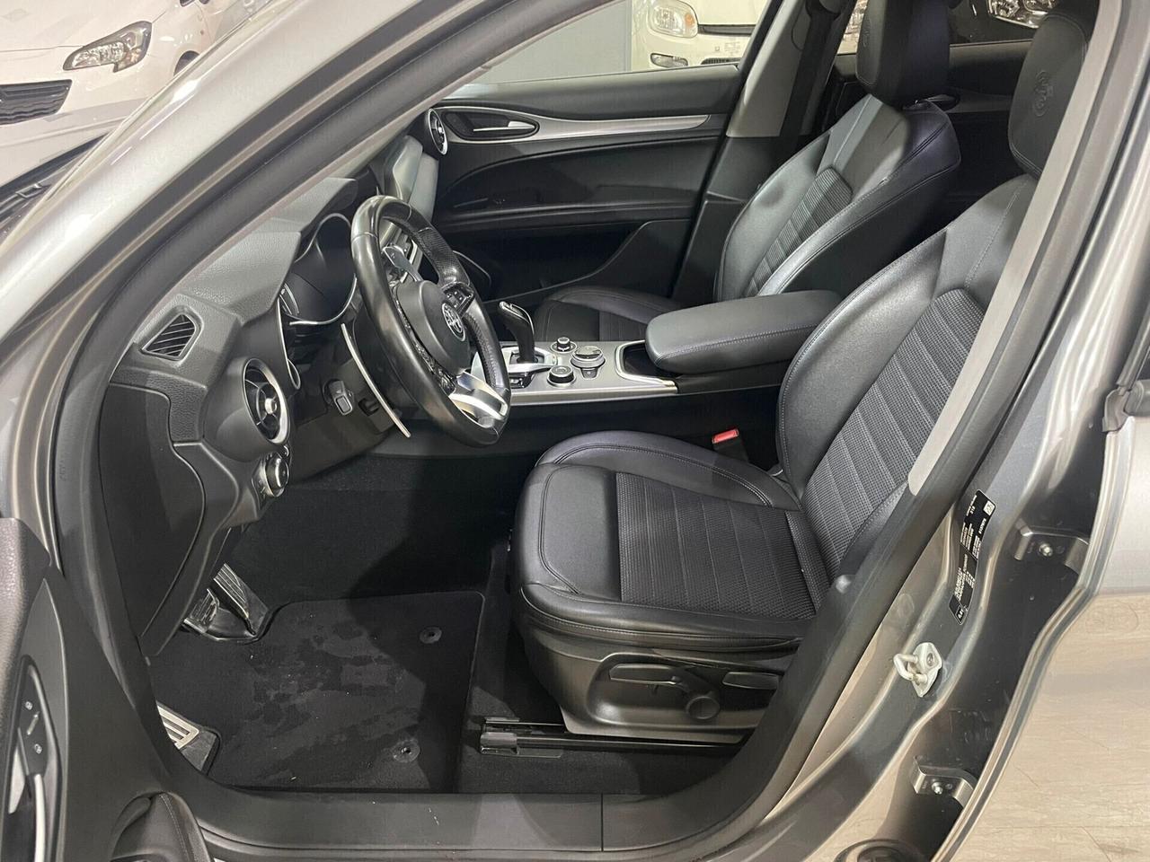 Alfa Romeo Stelvio 2.2 Turbodiesel 190 CV AT8 Q4 Sprint