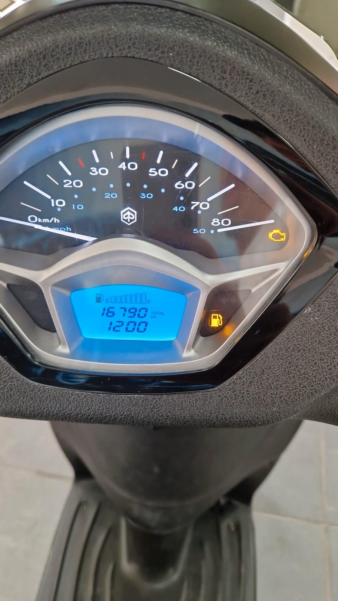 Piaggio Liberty S 50 sport