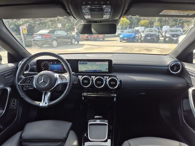 Mercedes-Benz CLA CLA Shooting Brake 200 d Night edition auto