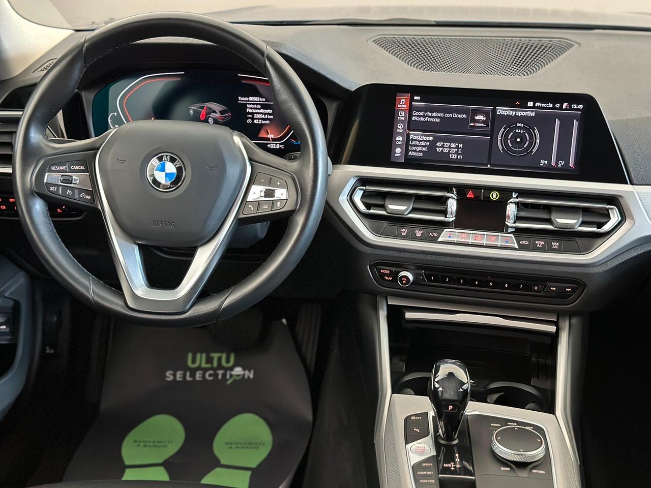 BMW 318d Touring MHEV Business Advantage auto