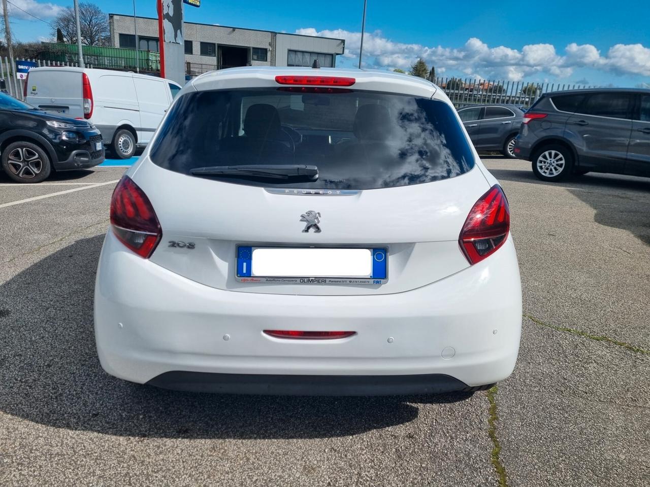 Peugeot 208 PureTech 82 5 porte Allure