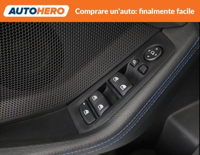 BMW M135 i xDrive Colorvision Edition