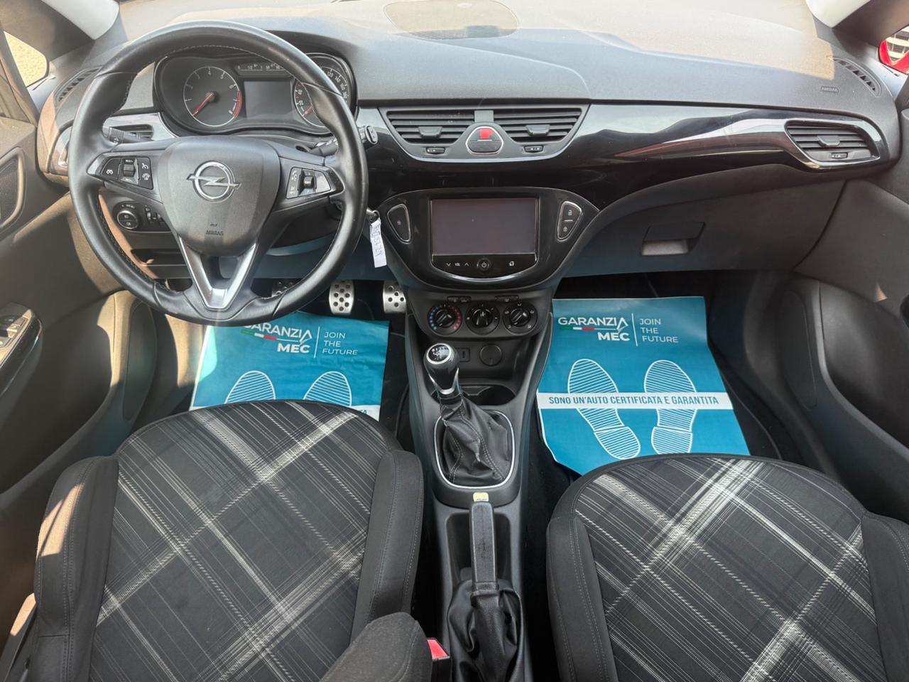 Opel Corsa 1.2 5 porte b-Color
