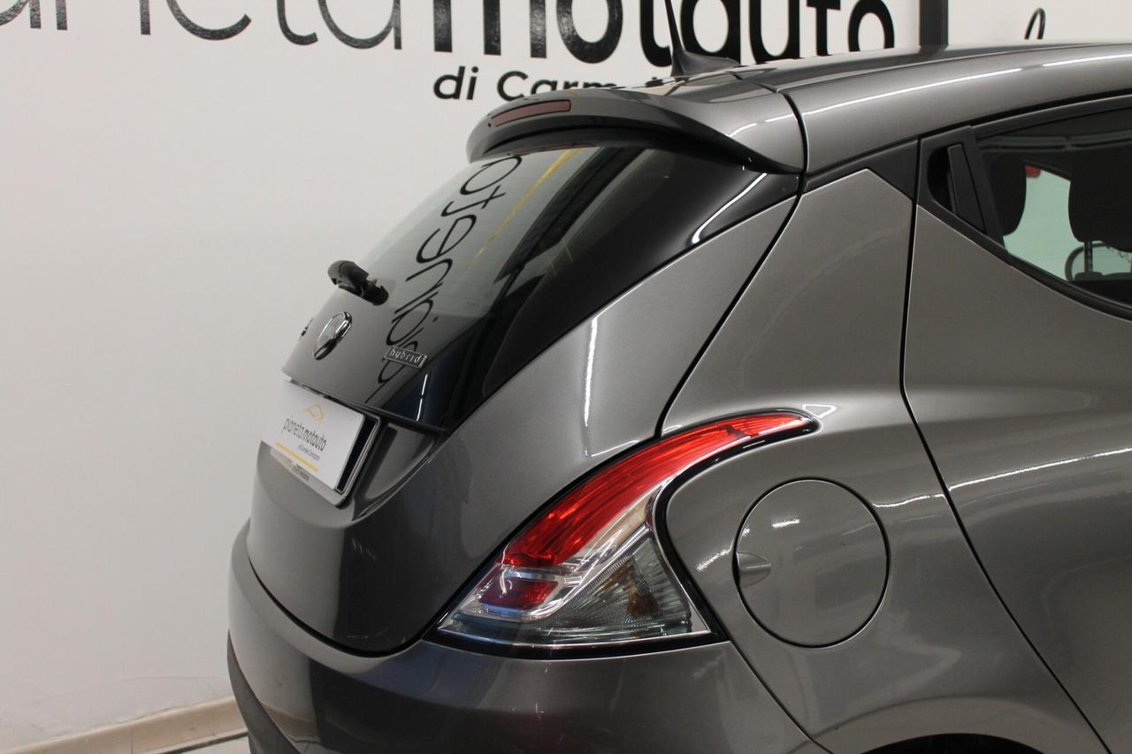 Lancia Ypsilon 1.0 FireFly 5 porte S&S Hybrid Ecochic UnYca