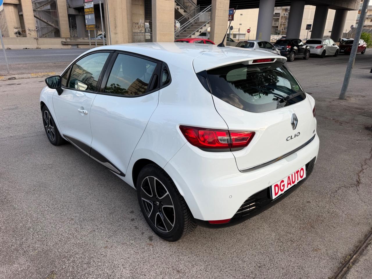 Renault Clio 1.5 dCi 8V 90 cv 2013