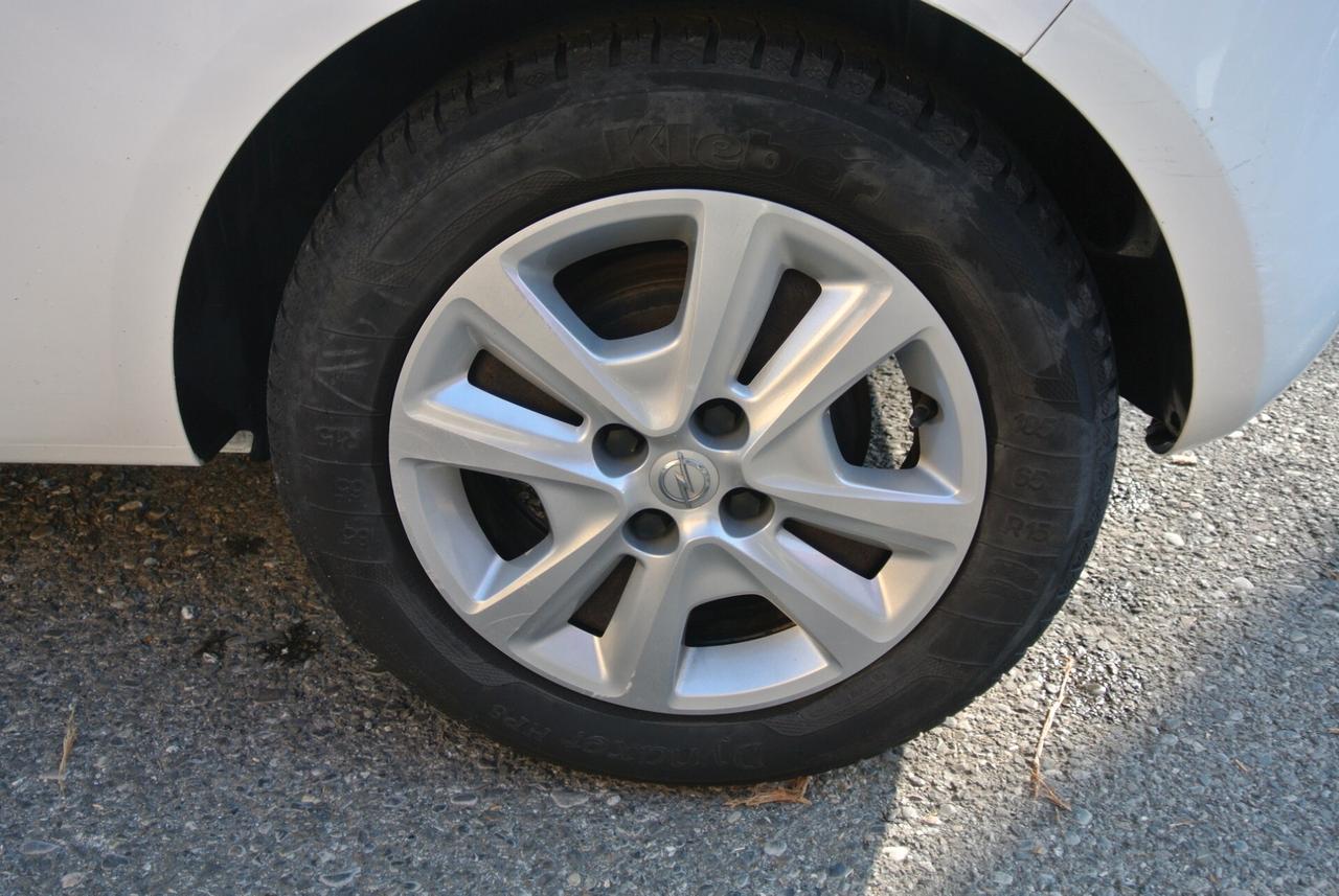 Opel Corsa 1.4 90CV GPL Tech Coupé n-Joy