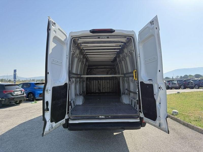 Iveco Nuovo DAILY 22 35s 16v 2.3 htp plm-tm FURGONE ** PREZZO + IVA **