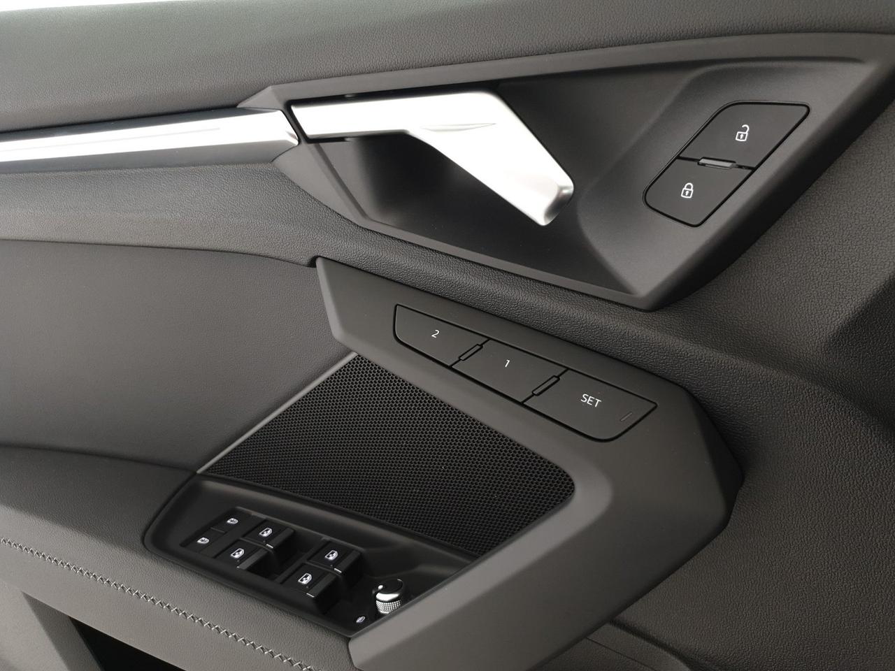 Sportback 30TDI 116CV S tronic Business Advanced