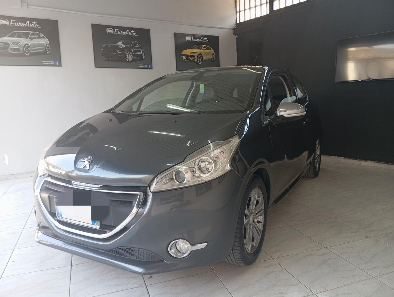 Peugeot 208 1.2 Benz/ GPL 2013 CON GARANZIA