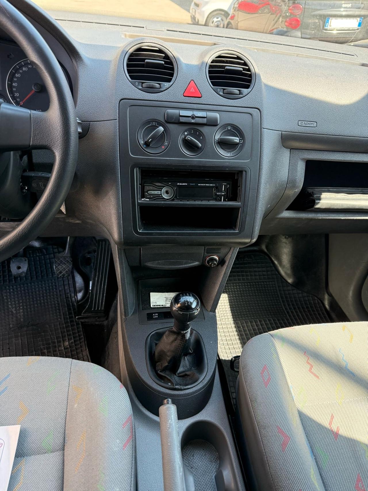 VOLKSWAGEN CADDY CON FRGO E ATP