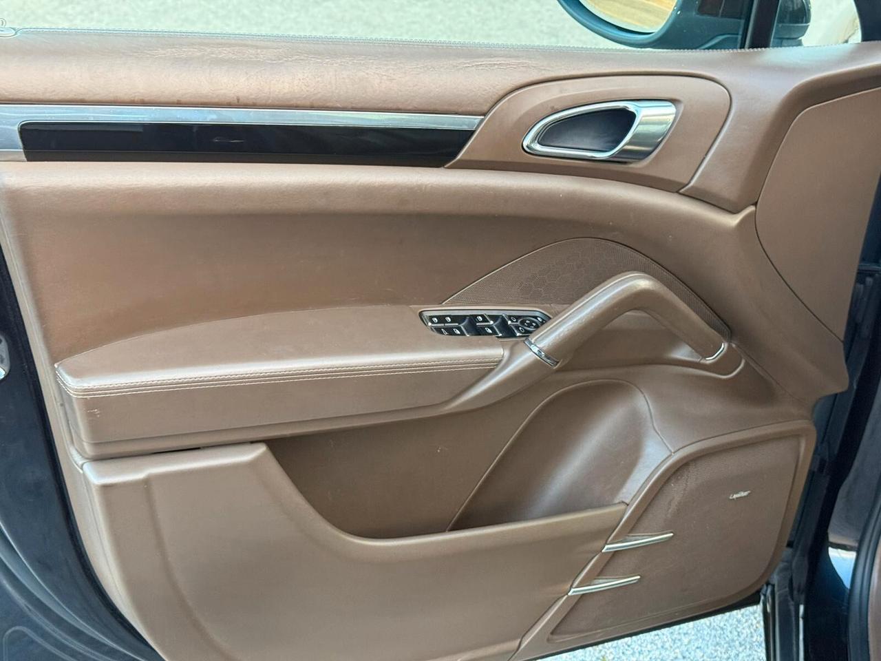 Porsche Cayenne 3.0 S Hybrid GARANZIA 12 MESI