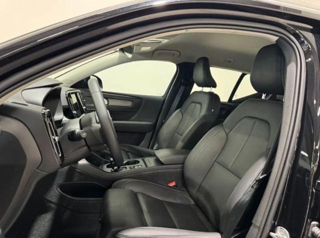 VOLVO XC40 B3 automatico Core