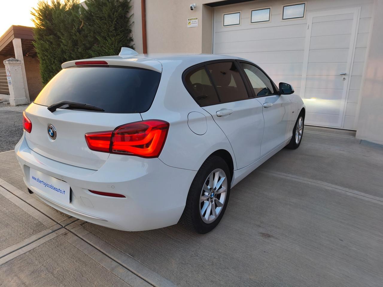Bmw 118 118d 5p. Urban