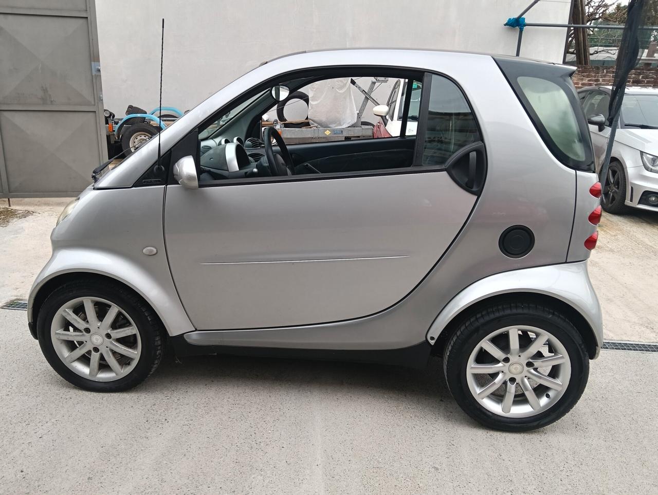 Smart ForTwo 700 coupé passion (45 kW)