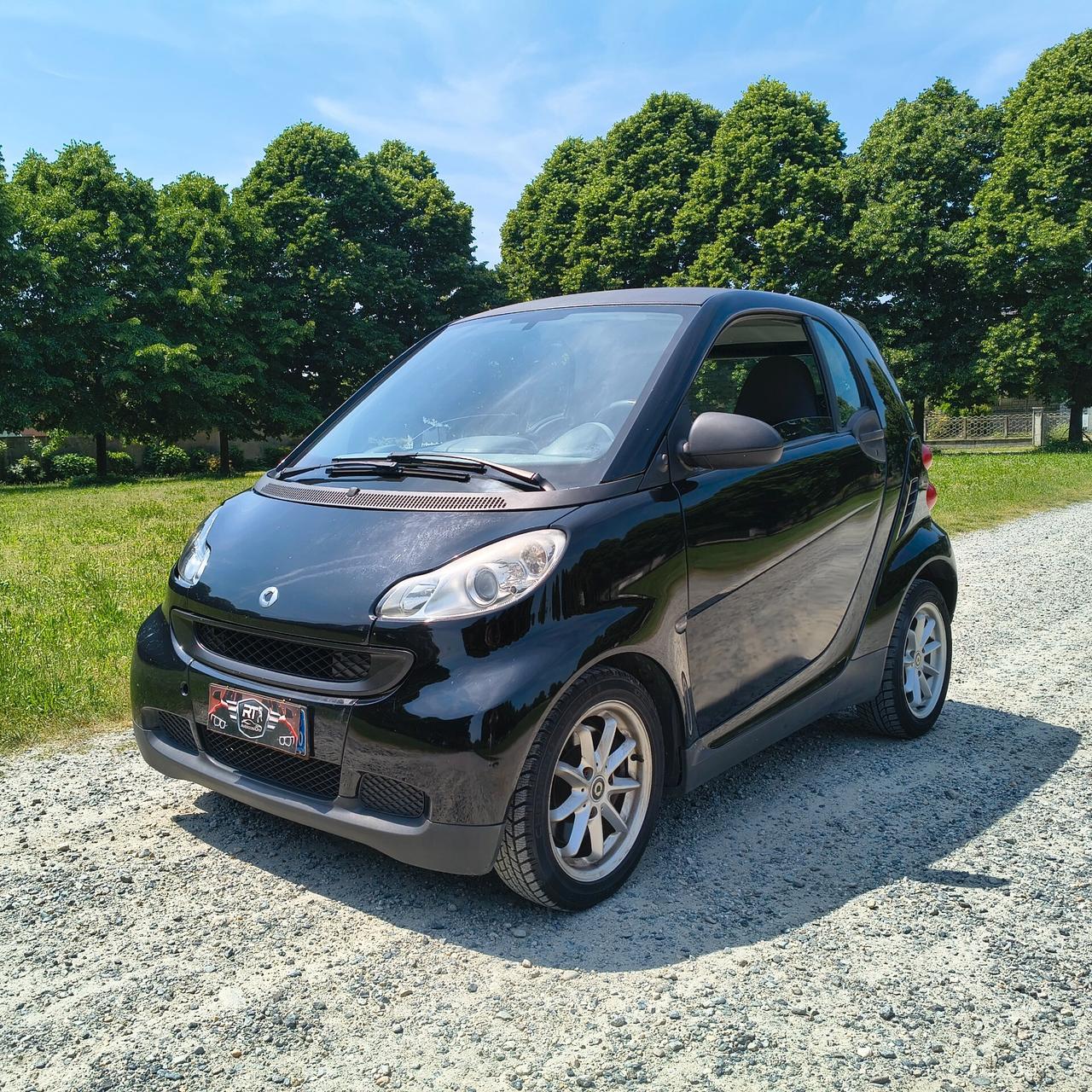 Smart ForTwo 1000 45 kW MHD coupé pure in pronta consegna