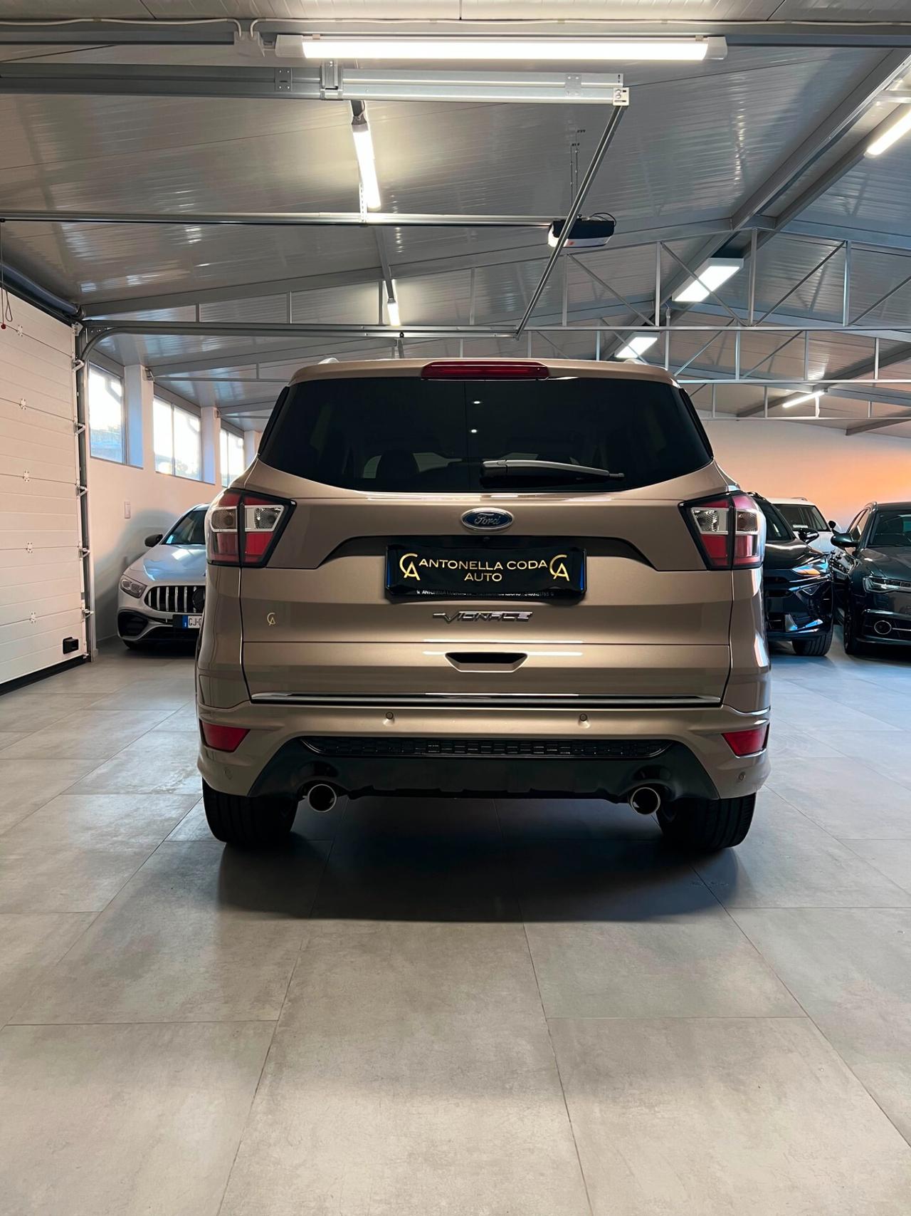 Ford Kuga 2.0 TDCI 150 CV S&S 4WD Powershift Vignale