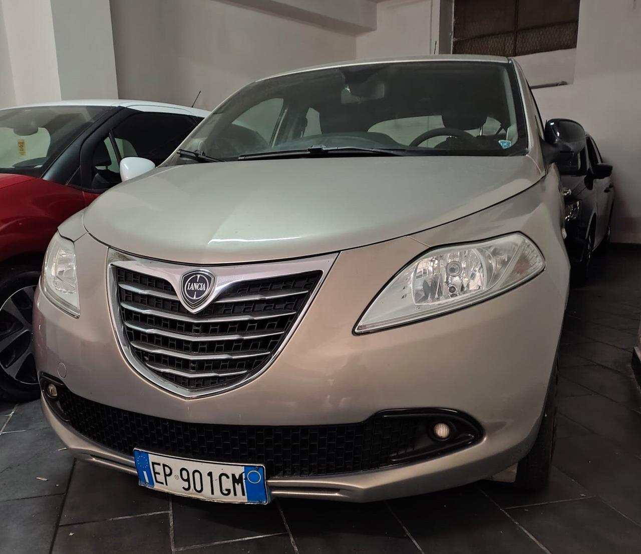 Lancia Ypsilon 1.2 69 CV 5 porte GPL Ecochic Gold