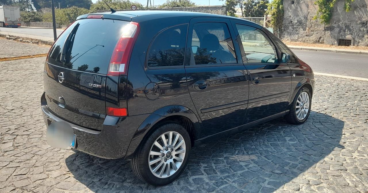 Opel Meriva 1.7 CDTI 101CV Cosmo