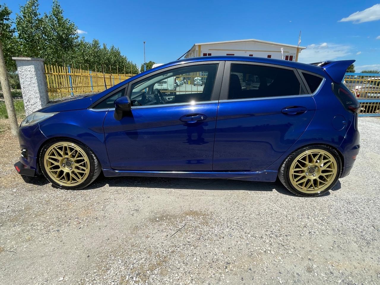Ford Fiesta 1.5 TDCi 75CV 5 porte Titanium