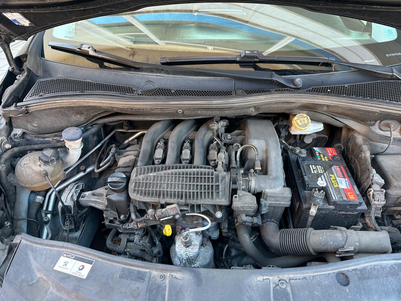 Peugeot 2008 1.2 Neopatentati