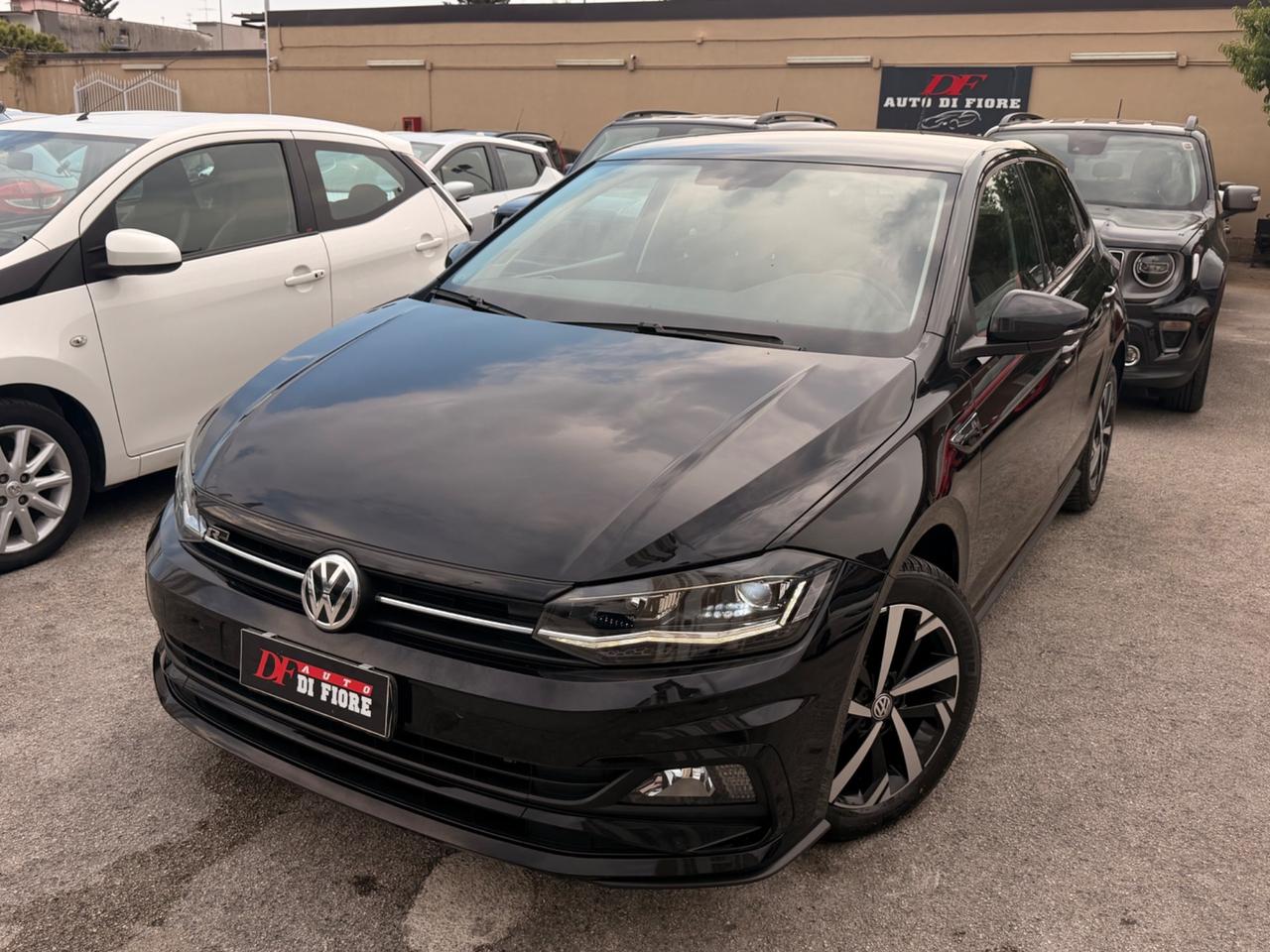 Volkswagen Polo 1.6 TDI 95cv R-LINE FULL LED MATRIX