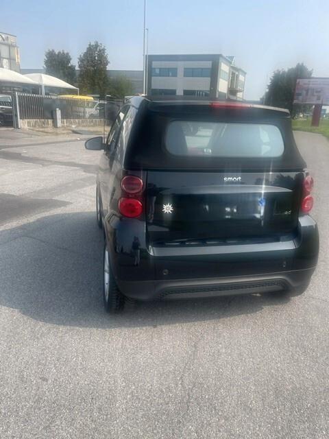 Smart ForTwo 1000 52 kW MHD coupé pure