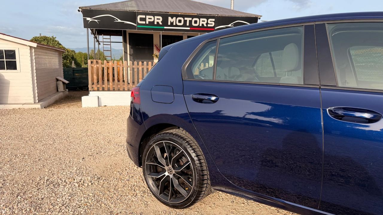Volkswagen Golf 1.0 eTSI EVO DSG Life