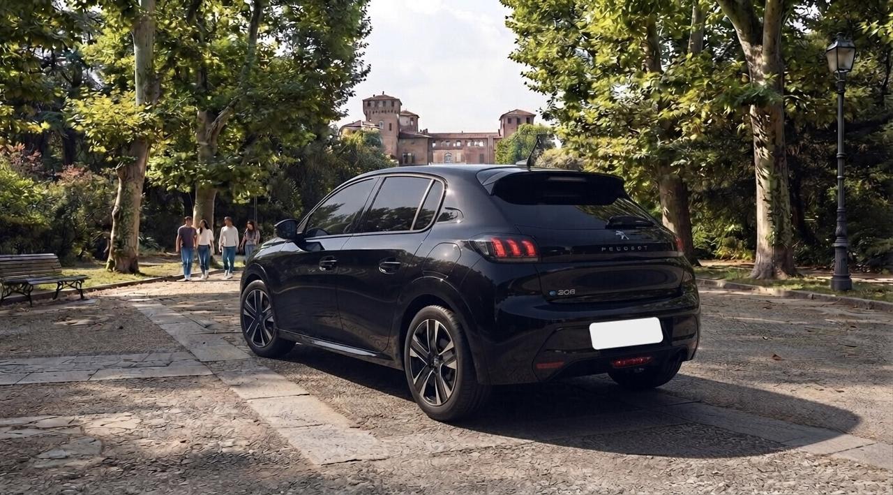 Peugeot 208 - APERTI AD AGOSTO