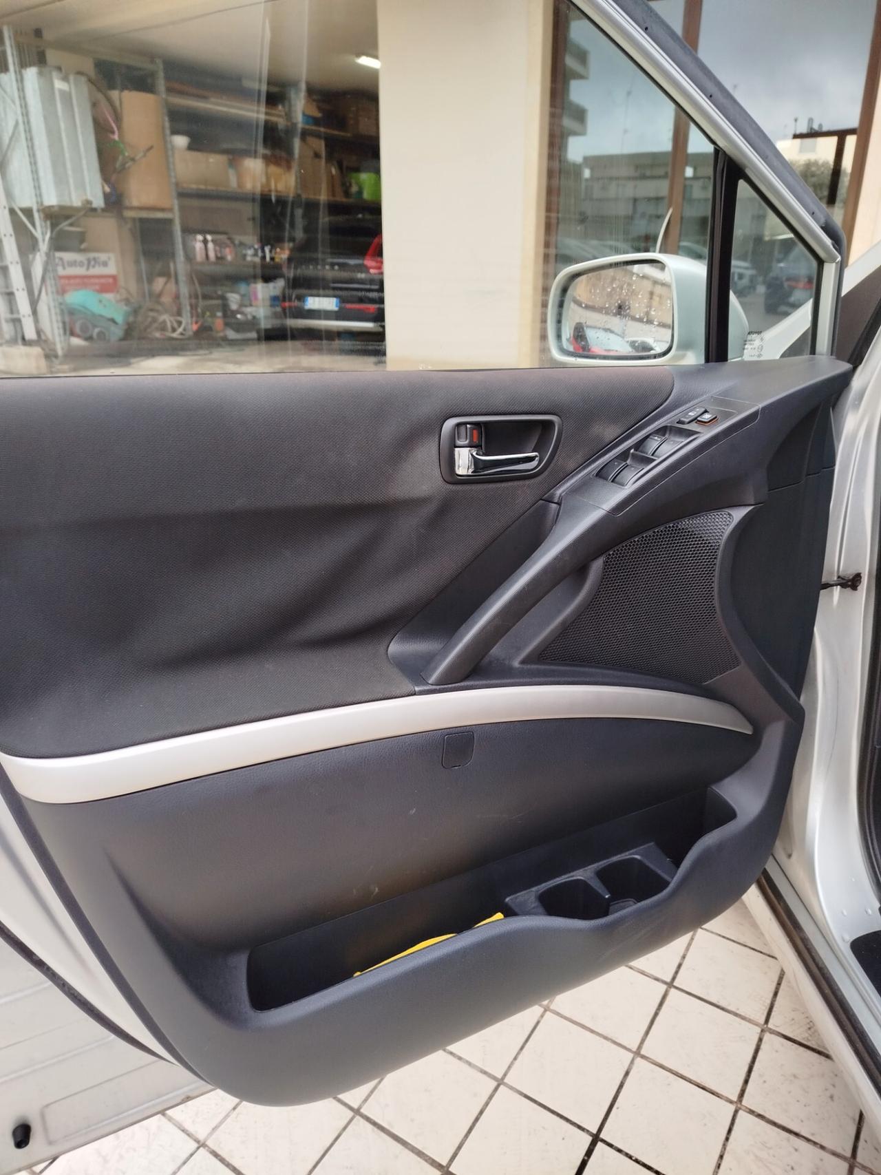 Toyota Corolla Verso 2.0 16V D-4D Sol multispazio