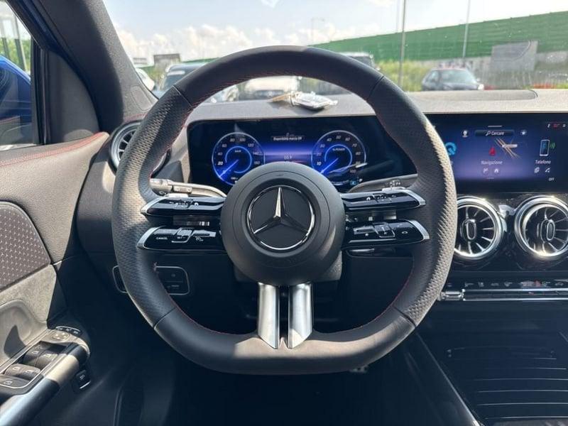 Mercedes-Benz EQA 300 4MATIC AMG Line Advanced