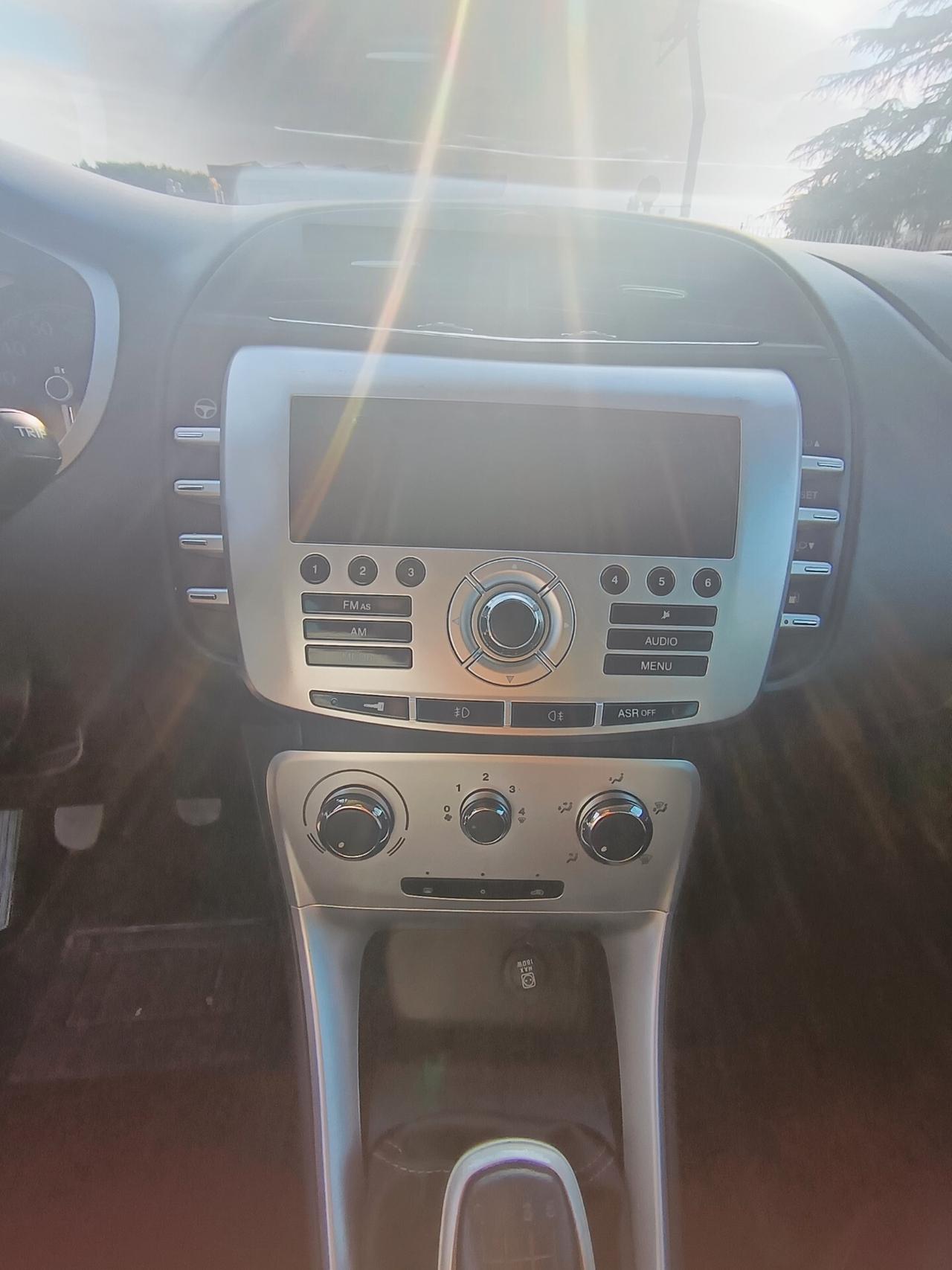Lancia Delta 1.4 T-Jet 120 CV Silver Ecochic GPL