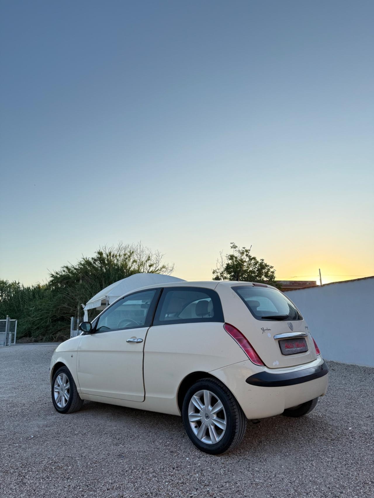 Lancia Ypsilon 1.3 Multijet 16V Argento