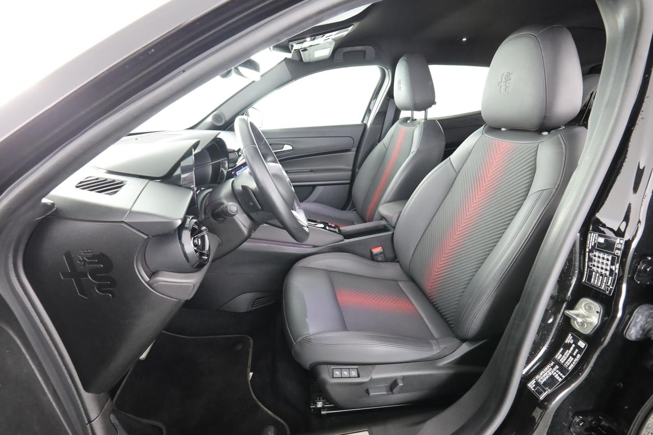 ALFA ROMEO Junior 1.2 136 CV Hybrid eDCT6 Speciale