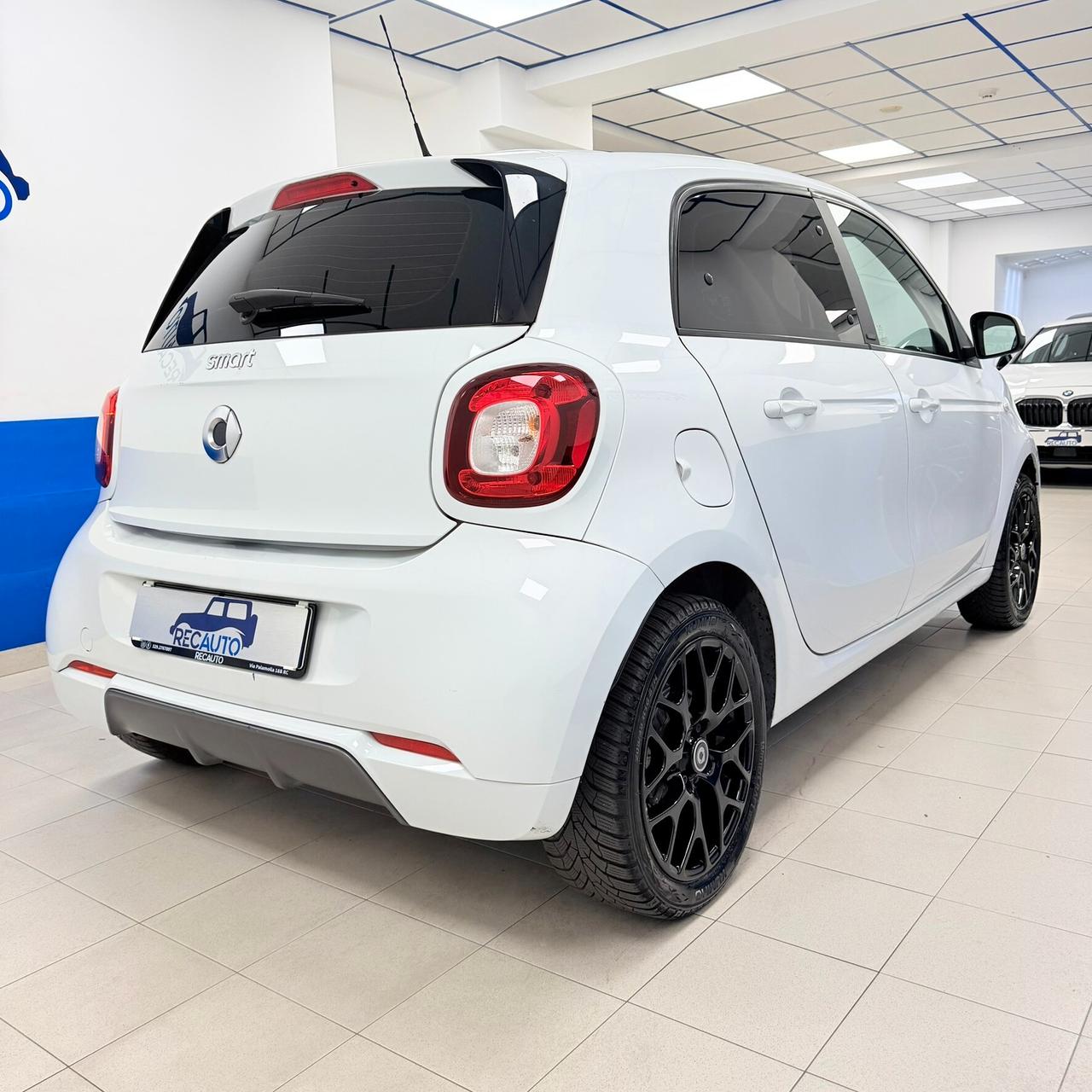 Smart ForFour 70 1.0 twinamic Superpassion