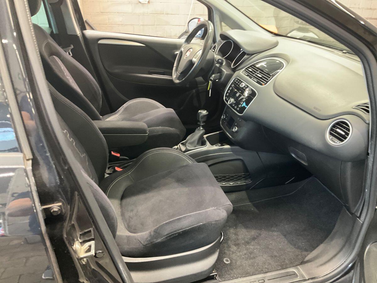 Fiat Punto 0.9 105 CV Lounge NEOPATENTATI