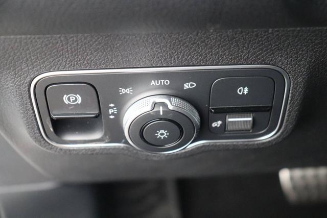 MERCEDES-BENZ GLB 200 d Automatic 4Matic AMG Line Advanced Plus