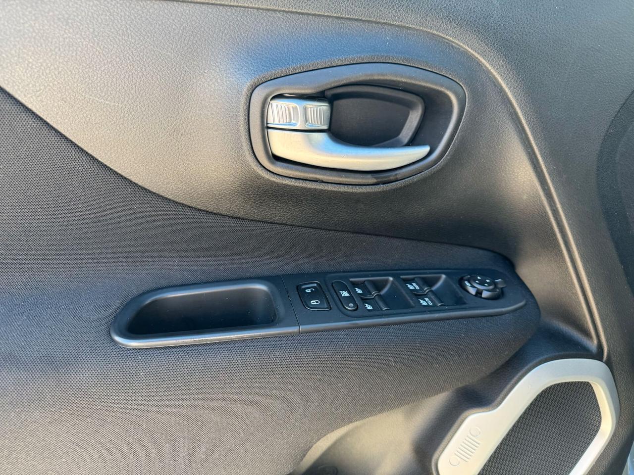 Jeep Renegade 1.6 Mjt 120 CV Longitude