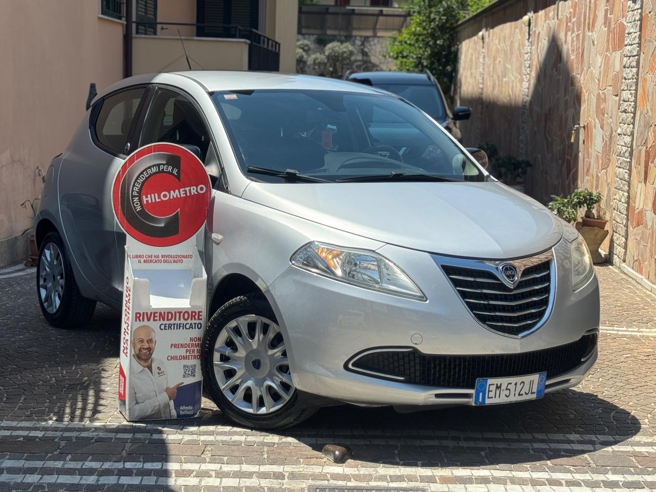 Lancia Ypsilon 1.2 69 CV 5 porte GPL Ecochic Gold