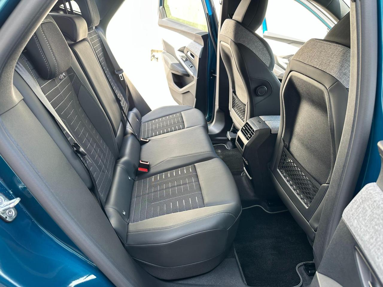Peugeot 3008 1.2 hybrid GT 145cv e-dcs6