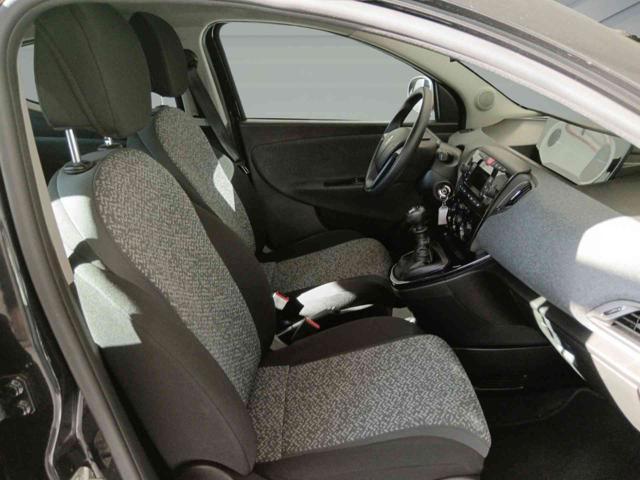 LANCIA Ypsilon 1.0 FireFly 5 porte S&S Hybrid Silver Plus