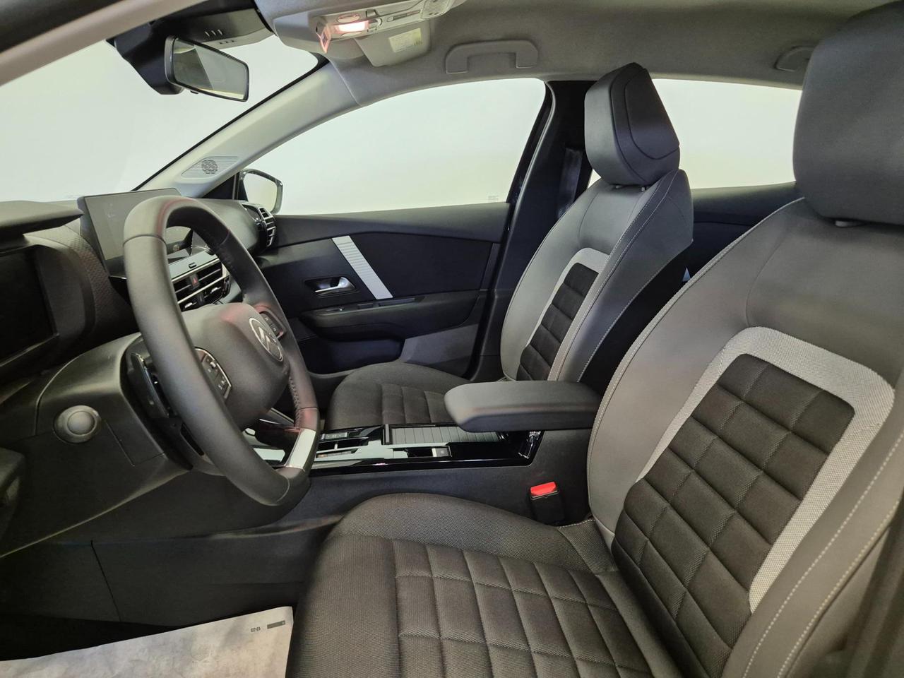 Citroen C4 1.2 Plus s&s 130cv eat8 IN PROMO