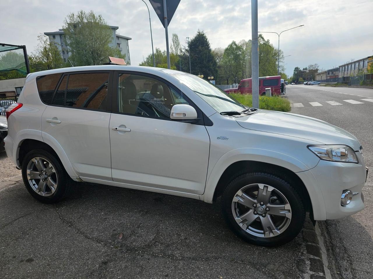 Toyota RAV4 Crossover 2.2 150cv D-Cat Executive*Pelle*Navi*Unipro*