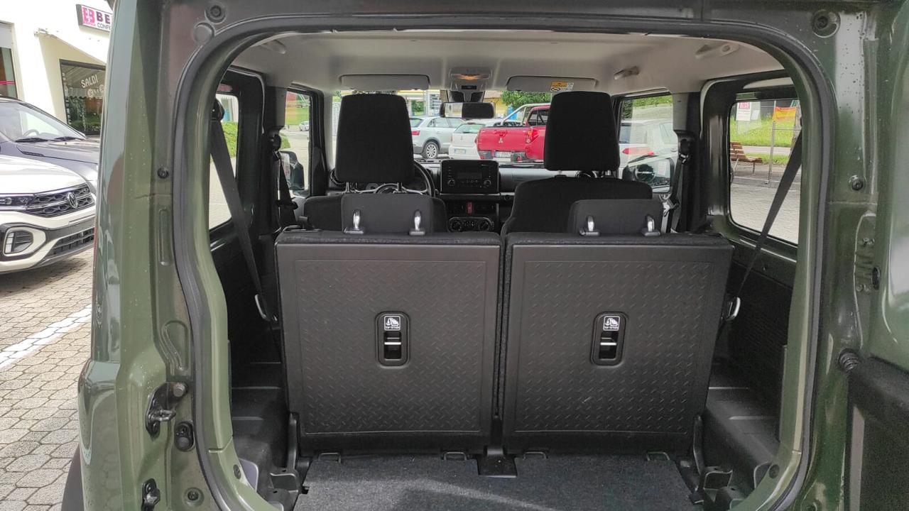 SUZUKI JIMNY 1.5 BENZINA 102CV 4X4 GANCIO TRAINO